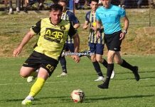 Ανανέωσε με την Α.Ε. Αγίου Δημητρίου ο Νίκος Καμζέλας