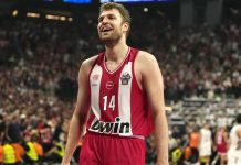 Βεζένκοφ: «Ας συνεχίσουμε να γράφουμε ιστορία μαζί»