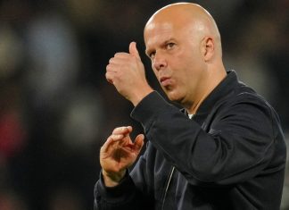 Σλοτ ή Γκλάσνερ για τον πάγκο της Μίλαν