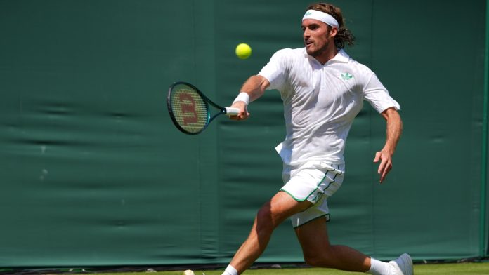Tsitsipas-2.jpg